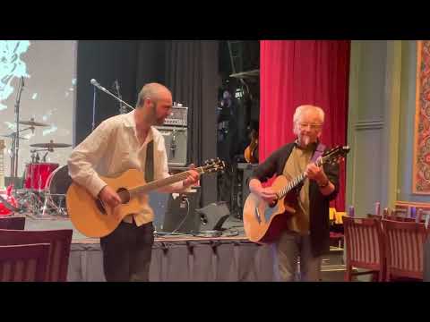 Martin Barre & Dan Crisp - Can’t Find My Way Home