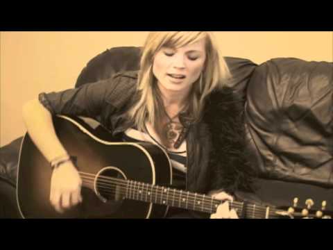 JULES LARSON Exclusive Live Performance on ROCK THIS!