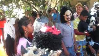 preview picture of video 'Dia De Muertos En San Rafael Tlanalapan 3'