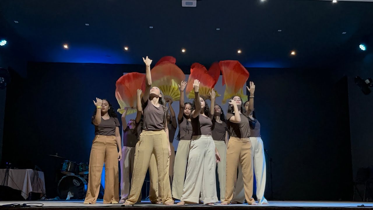 Coreografia FOGO ARDERÁ / REACENDE A CHAMA