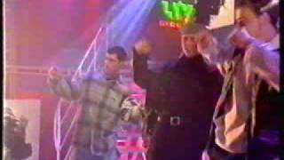 NKOTB - FTM - performing Never Let You Go - NO JON