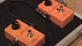 Video thumbnail for MXR Script Phase 90 reissue guitar pedal demo with Les Paul & Fender Blues Jr by gearmanndude