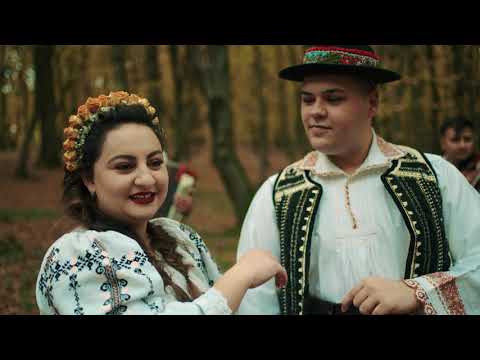 Larisa Ștefania ❌ Silviu Avram - Ți-aș spune bade că-mi placi (Oficial Video )