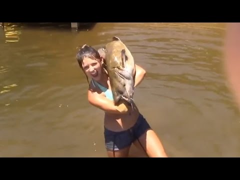 Watch This Pretty Girl Catch Dinner With Her Bare Hands