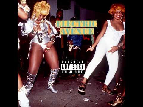 Trillary Banks ft Klyrae - Electric Avenue