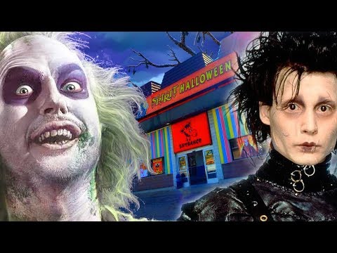 SPIRIT HALLOWEEN 2019 inside ABANDONED TOYS R US - Boardman Ohio