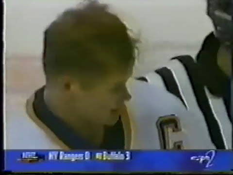 Chris Pronger vs Chris Chelios