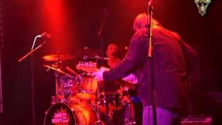 Danny Bryant jams with John Primer - good time woman at boer 'n blues Zoetermeer (NL) 19-03-2010