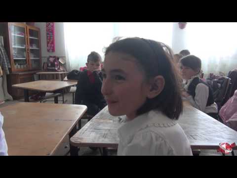 Monitorul de Vrancea in vizita la scoala  din Mera