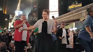 Download lagu Zapin Usik mengusik-lawak kumpulan senario dengan genji buskers mencuit hati peminat dibukit bintang mp3