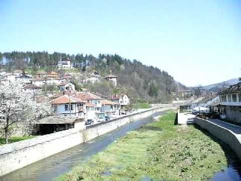 Трявна, Кръстец