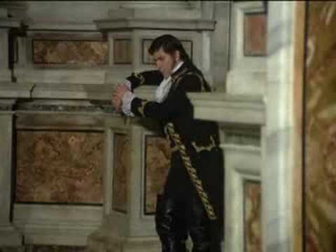 Sherrill Milnes sings "Tre sbirri, una carrozza"..."Tosca"