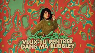 Kadr z teledysku Veux-tu rentrer dans ma bubble? tekst piosenki Lisa LeBlanc