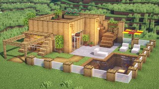 Minecraft: How to Build a Wooden House with Pool (Tutorial)