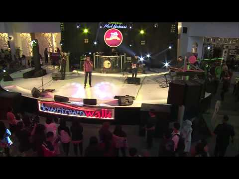 Performance Show 10 Besar: PIERRE (Jakarta) - Malaikat Juga Tahu