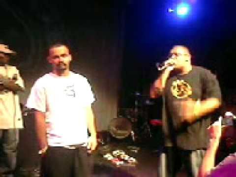 Liga dos Mc's 2010 - DURANGO KID X MAMUTI Nus Corre