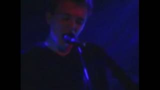 JJ72 - Willow - Live at Dingwalls 2000 (Remastered)