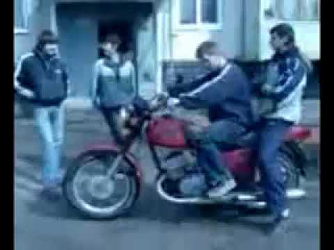 шок врезался в дом