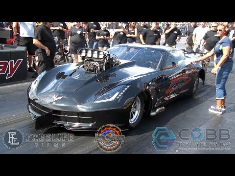 Blower Corvette vs Twin Turbo Camaro in Outlaw 10.5!!