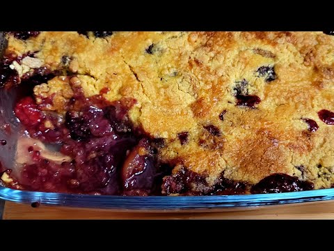 Dump Cake Cobbler Recipe | Simply Mamá Cooks