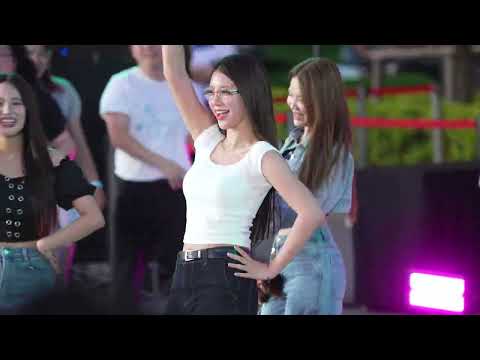 Random Dance | Nenie CGM48 Fancam | 14.08.2025 | CGM48 Hokori no OkavBusking&RandomPlayDanceParty