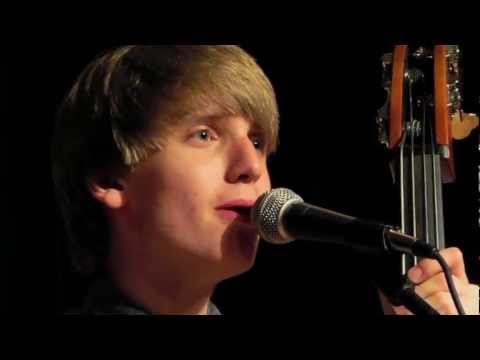 Cats and the Fiddler - Gravity - live at The Kettle Coffeehouse