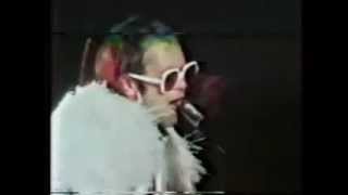 Elton John - All The Young Girls Love Alice (Live)