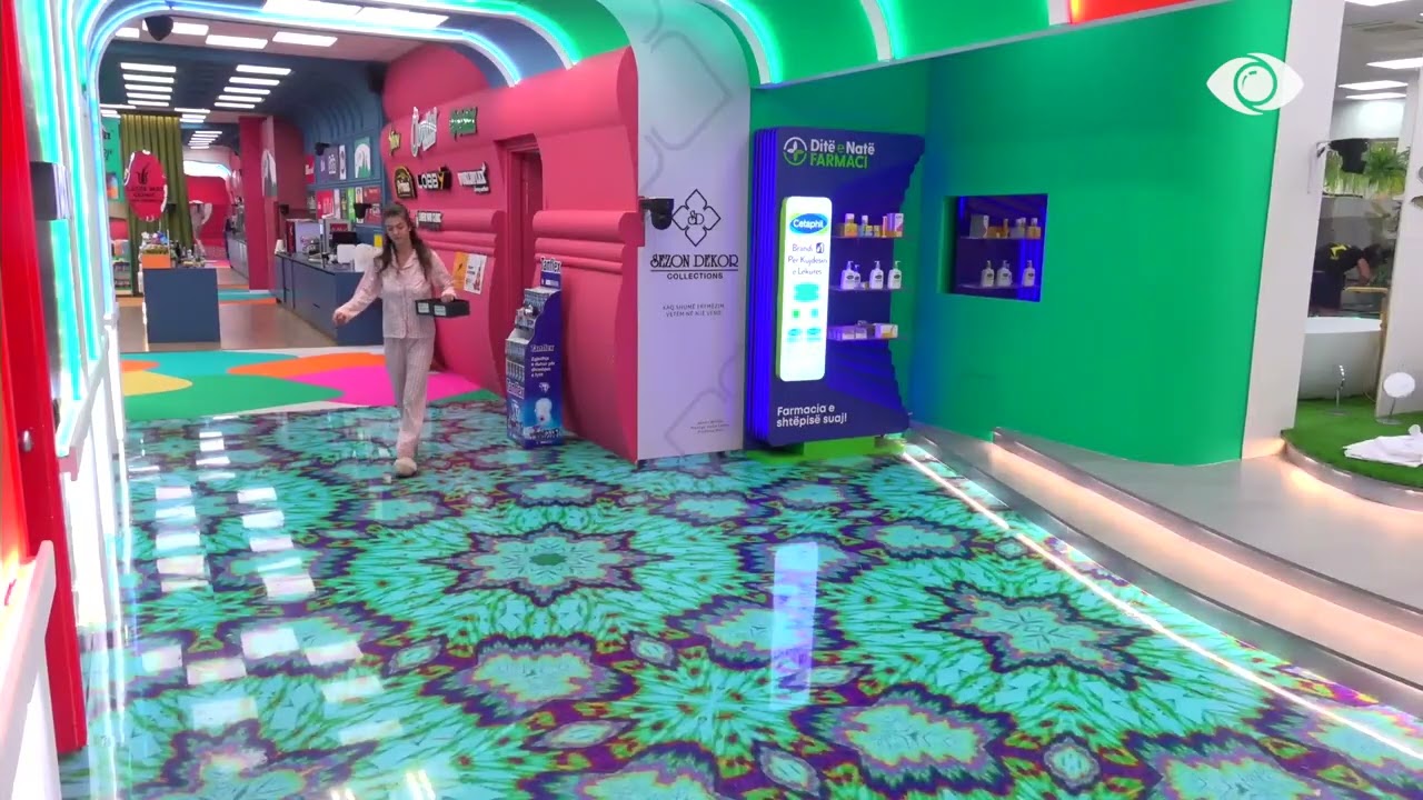 Përqafime mes Jozit dhe Loredanës, banorët nisin mëngjesin së bashku