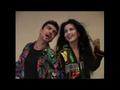 Karine Movsisyan ft. Karen Galtsyan - Kanchum Em Kez [2004 Video]