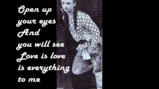 Love is love - Lyrics  Boy George and Culture Club