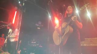 The Breeders-  Happiness Is a Warm Gun (Madrid 2017 Secret Gig)