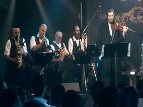 קומזינג - דוד גבאי - בין האולם ולמזבח Kumzing - Ben Haulam V'lamizbeach