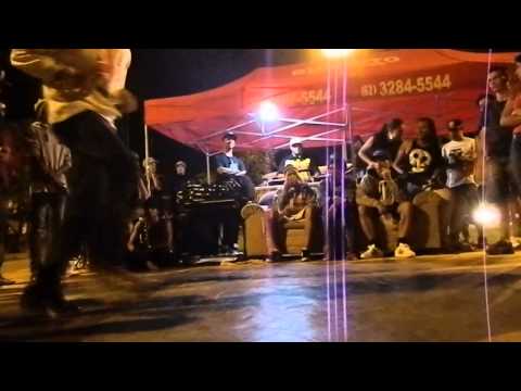 True Floor 2013 - Top 32 - Mau Mau ( E.O.S ) vs Renan ( Power Monsters )