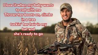 huntin&#39; fishin&#39; and lovin&#39; everyday lyrics