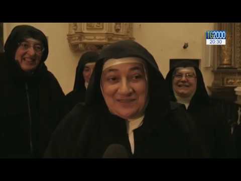 Francesco visita a sorpresa le suore di clausura di Spello