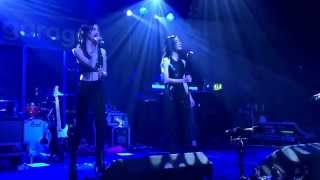 The Veronicas - Jess&#39; vocal drama  + Everything I&#39;m Not (Live in Glasgow, Scotland)