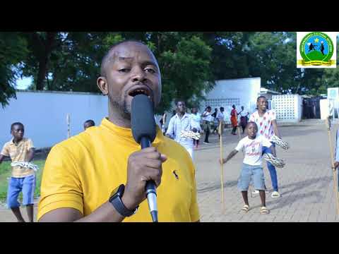 ABANA/INTORE BARIGISHWA GUSERUKA, KWIVUGA NO GUTWARA ICUMU N'INGABO MURI GAHUNDA Y'UMURAGE W'INTORE