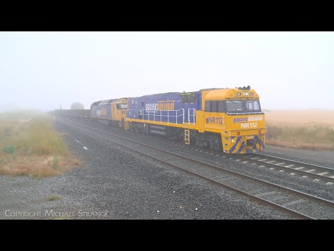 Diverted 5NY3 Pacific National Steel Train In Fog (23/12/2022) - PoathTV Australian Railways