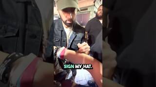 Eminem TRAPPED In A Crowd Of Fans