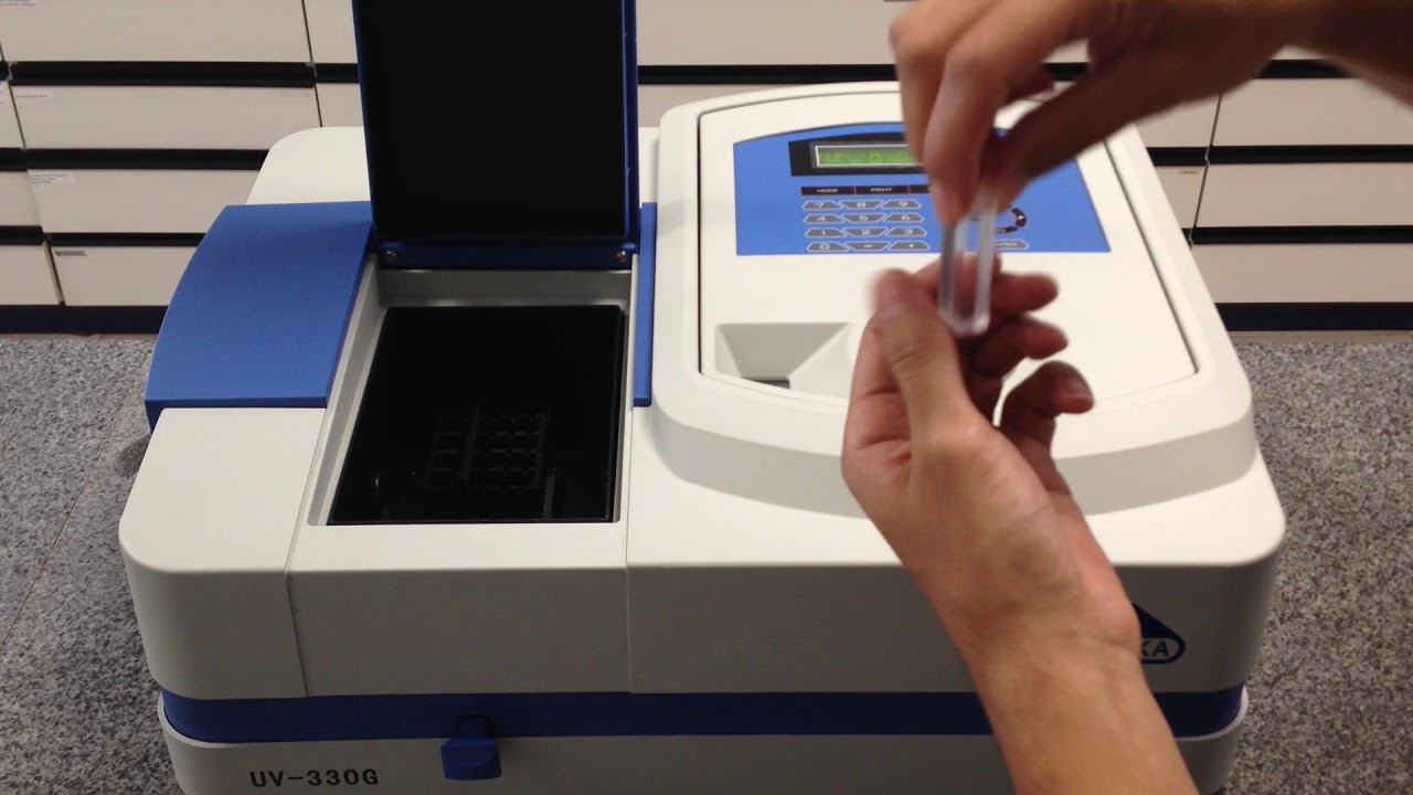 Operação do Espectrofotômetro modelo VIS-200G e UV-330G.