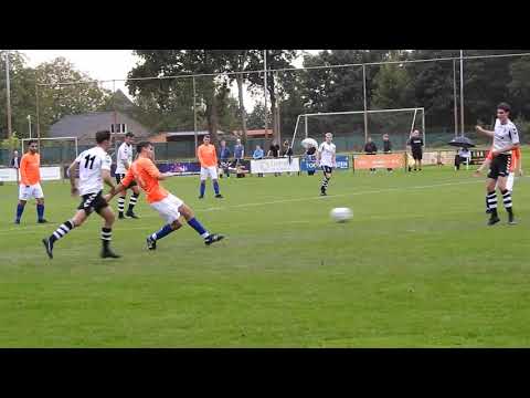 4. Keeper OVCS moet gestrekt na lekker schot van Wim