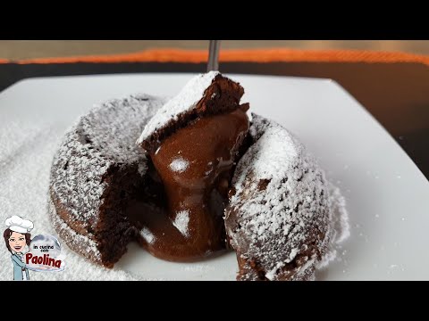 Tortino al cioccolato con cuore morbido. Pronto in pochi minuti!