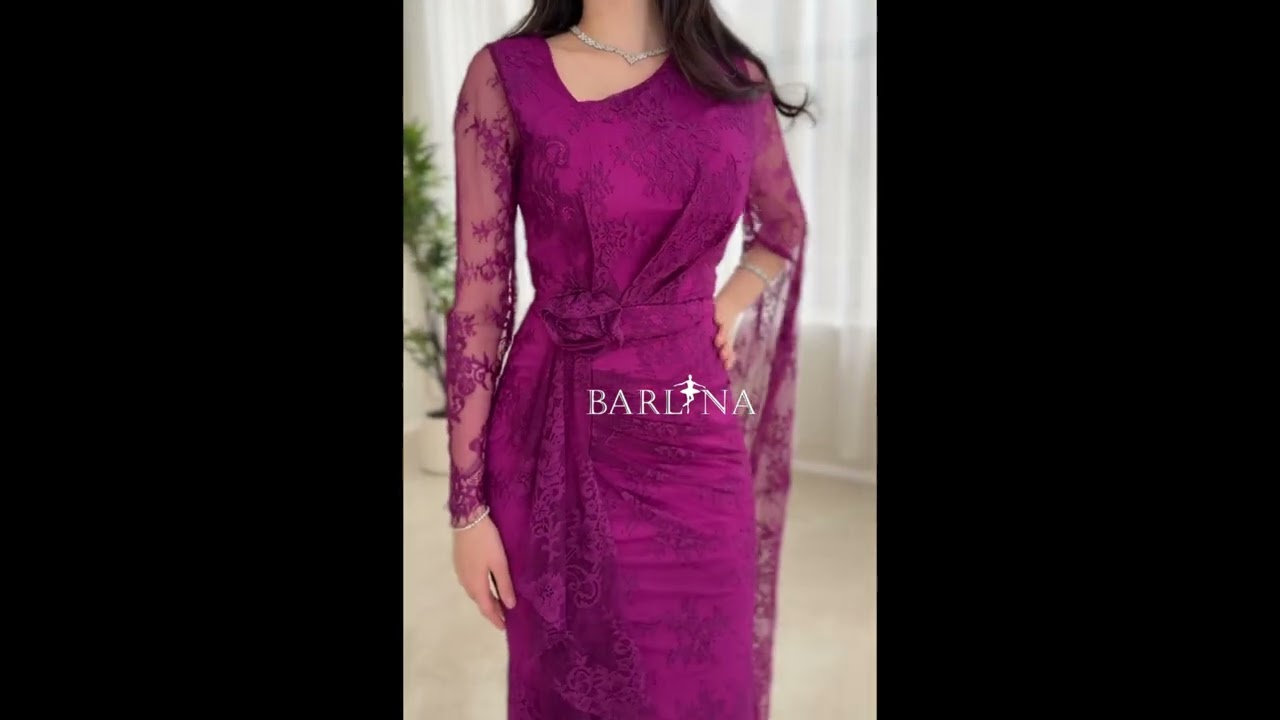 Purple lace dress with a side rose embellishment - 3XL