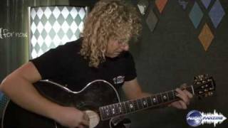 Video thumbnail for [NAMM 2010] - VOX - AGA70 Acoustic Guitar Amplifier by Audiofanzine in English