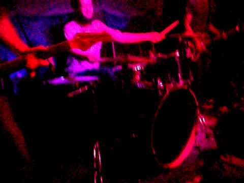 i'm being good - monotasker (live at the albert, 25-01-12)