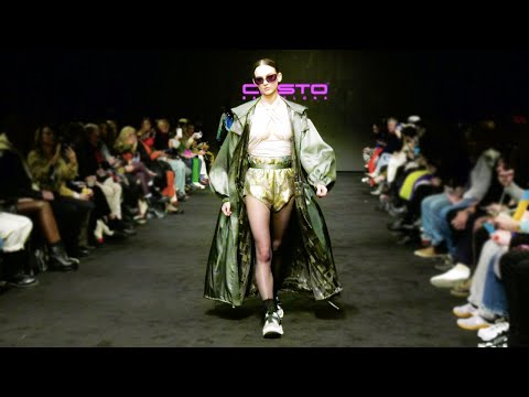 Custo Barcelona Fall/Winter 2022/23 NYFW - Art Hearts Fashion