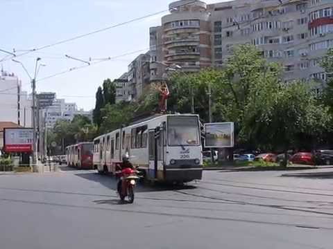 Bucureşti: V3A-93 #226 (linia 42) şi #055 (linia 45)