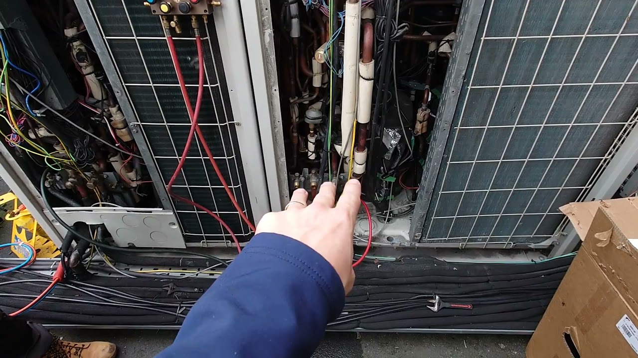 Daikin VRV compressor change