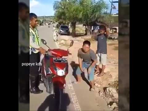 Ngakak.. !! Untung di video.. | Anak kecil nangis ditilang polisi |
