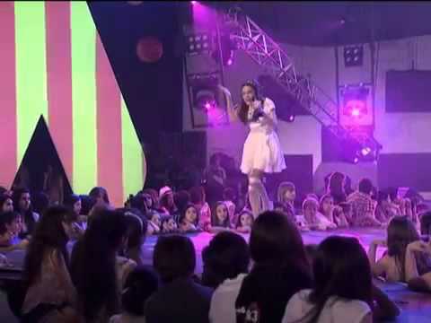 Celebratón in Concert Tu Resplandor   Martina Stoessel